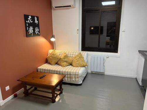 T2 cozy - clim et parking gratuit - Abbaye aux Dames, Saintes (fotografie 11)