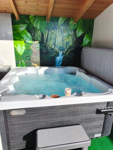 อ่างแช่น้ำร้อน, Panoráma Vendégház Jásd (Panorama Vendeghaz Jasd) in ยาสด์