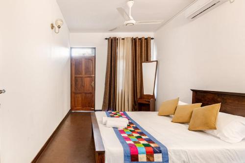 The Samdro Colombo - main image