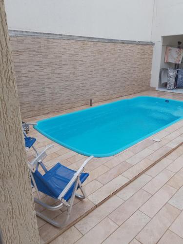 สระว่ายน้ำ, Casa com piscina Bairro Eliane in กวาราตูบา