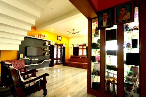Sogadu Homestay - Full Villa, 4BH, Estate, Home Food in Agani