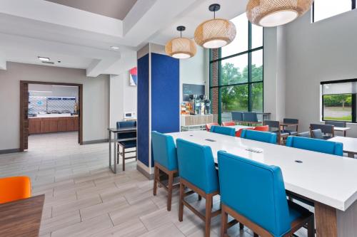 Holiday Inn Express Hotel & Suites Youngstown - North Lima/Boardman By IHG - 식음료(F&B)