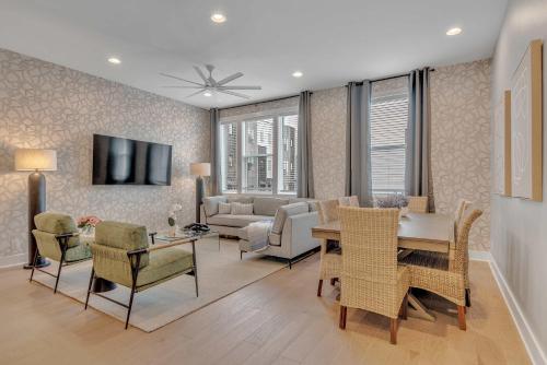 Music City Mansion 2 Miles to Broadway - 13 beds