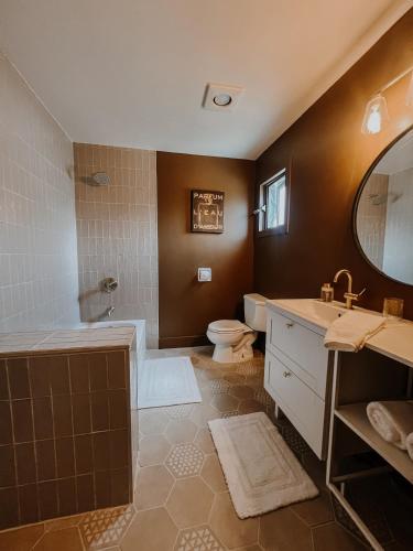 ฝักบัว, Wilder Lodge in แฟร์มองต์ ฮอต สปริงส์ (บริติช โคลัมเบีย)