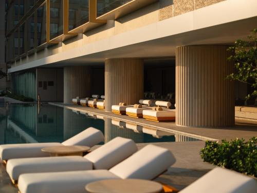 Dusit Thani Bangkok - image 8