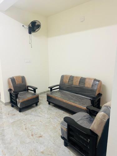  négyzetméteres, 1 hálószobás Apartman 1 fürdőszobával Kanjirappally területén (Dubai Inn) in Vazhoor