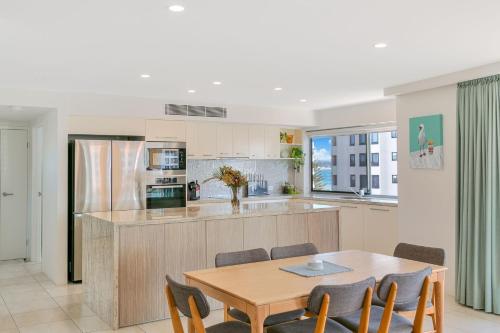 Maili Unit 9, Gold Coast (photo 2)