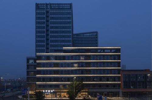 JI Hotel Wuhan Dongxihu Wuhuan Sports Center in Dongxi Hu District