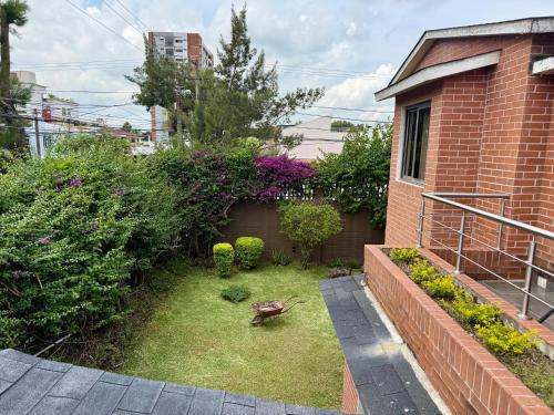 Exterior view, Villa Mariscal in Zone 11