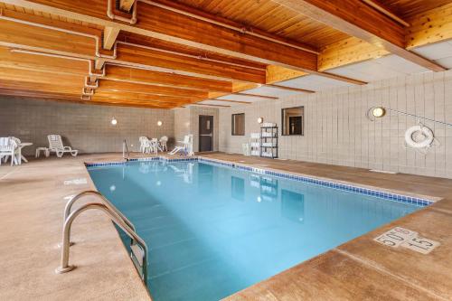 Sleep Inn & Suites Wisconsin Rapids - 수영장