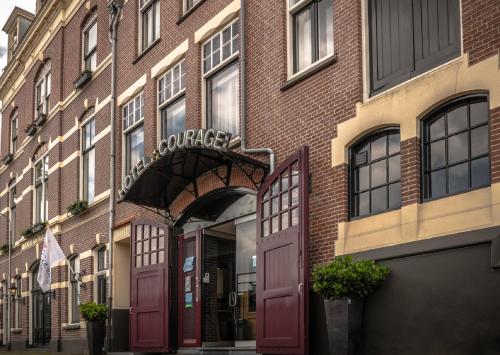 Hotel Courage Waalkade, Nijmegen bei Gassel