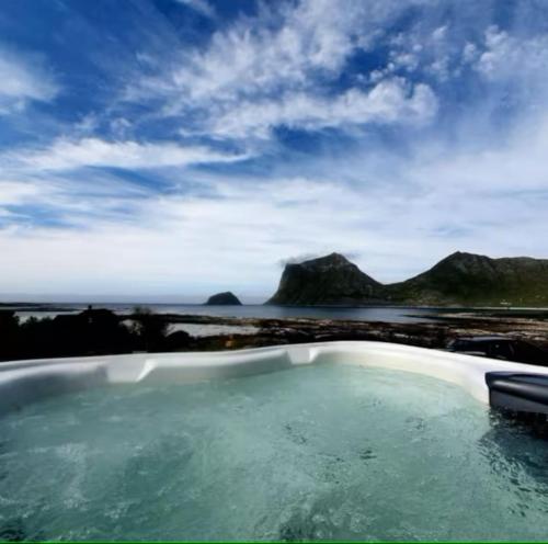 Explorers Cabin Lofoten in Leknes