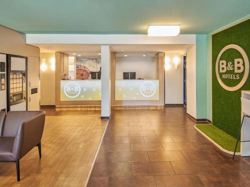Lobby, B&B HOTEL Darmstadt in Verlegerviertel