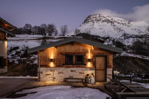 Exterior view, Chalet D'albiez in Saint-Jean-de-Maurienne