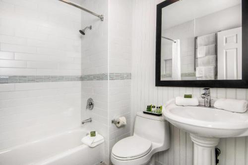 Aggie Inn, an Ascend Collection Hotel Room Type - Efficiency King Suite - Non-Smoking