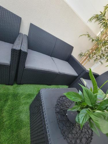 Studio elegant l'orchidee Jacuzzi en interieur toute l'annee in Fontcaude