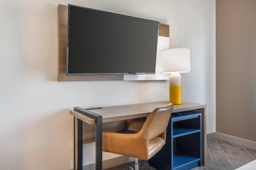 Comfort Inn & Suites Frisco East - McKinney in Frisco, USA