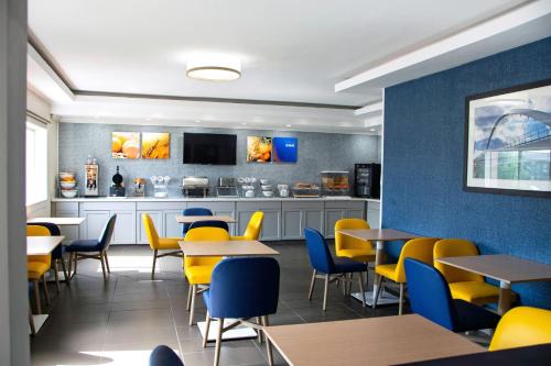 Comfort Inn & Suites Coralville - Iowa City near Iowa River Landing in Coralville, USA