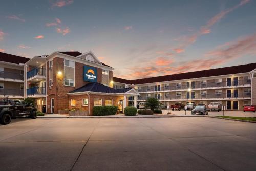 Suburban Extended Stay Hotel Biloxi North Area - image 22