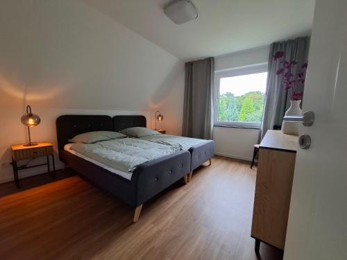 Bright 3-room apartment - space for family & friends in เทคเลนบวร์ก