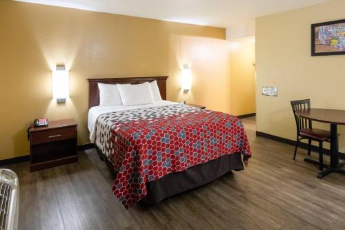 Econo Lodge McAlester in McAlester, USA