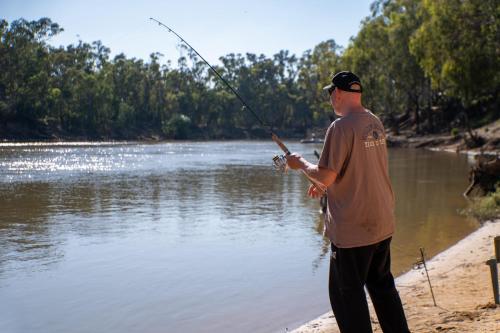 Riverfront Escape - Pool Fun and Space for Everyone, Moama (foto 4)