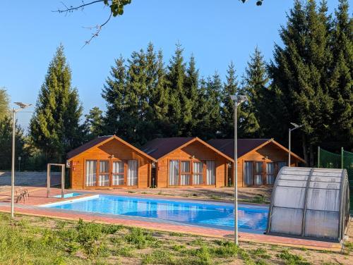 Басейн, Całoroczny drewniany domek Superior i apartamenty Eko-oaza w Krynica Morska-Piaski (Caloroczny drewniany domek Superior i apartamenty Eko-oaza w Krynica Morska-Piaski) in Modrzyca