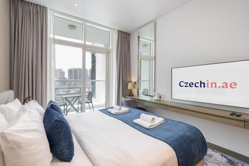 Chic Canal-ViewStudio by Czechin Pool & Gym Access, Dubaj