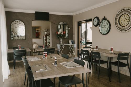 Food and beverages, Stone Olive Guesthouse in Jeffreys Bay