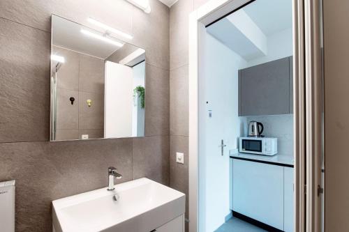 Studio Besso 31 by Quokka 360 - flat 10 minutes from the railway station, Lugano (fotografie 10)