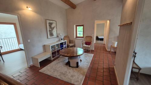 Belle maison cévenole, terrasse, vue panoramique (Belle maison cevenole, terrasse, vue panoramique) in Cros