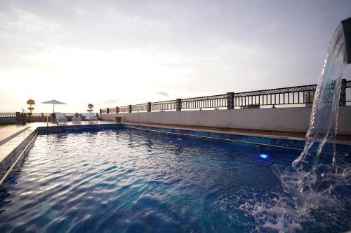 수영장, 나인 트리 럭셔리 호텔 앤 스위트 라호르 (Nine Tree Luxury Hotel & Suites Lahore) in 라호르