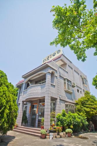 Exterior view, Song Youf Hostel in Zhongpu Township