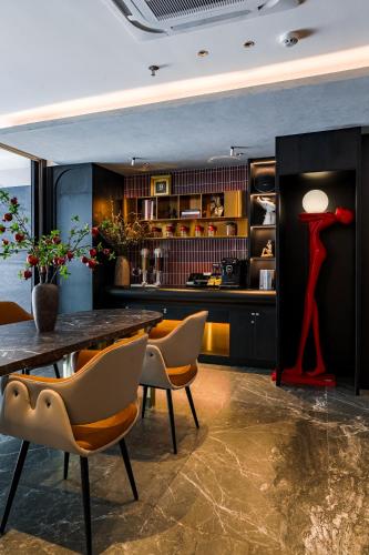 The Signature Hotel Saigon - 편의 시설/서비스