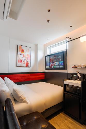 room detail thumbnail 0