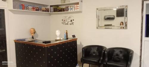 Lobi, Cutting Edge Guest House in Kunkujang Jattaya