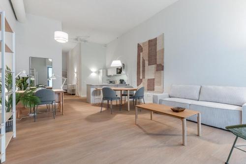 Modern apartment-1bedroom 1bathroom-Ventas, Madrid