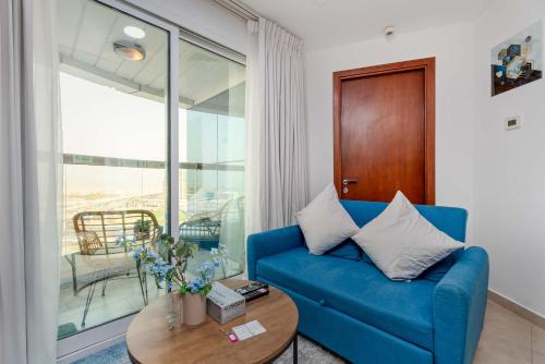 Modern 1BR with City View - Balcony - Near Metro, Dubai (photo 4)