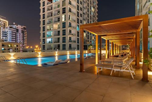 Inviting Dubai Marina Studio near Beach and Canal, Dubai (photo 7)
