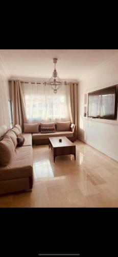 Appartement piscine Tanger in 堅娜域夫