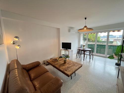 Lumineux T3 Centre Perpignan, Balcon et Parking