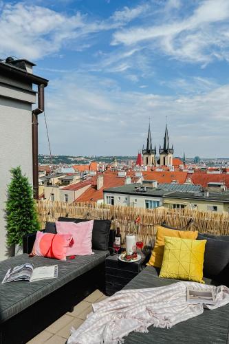 Prague Days - Cozy Studio with Rooftop Terrace in hip Letná - main image