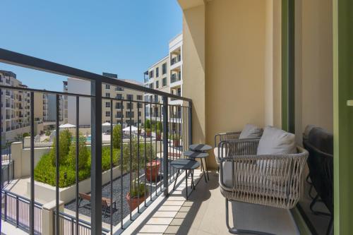 Exterior view, Port de la Mer Luxury Sleeps 4Person near Bungalo34