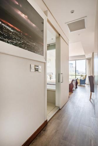 KMG Apartments at Sandton Skye