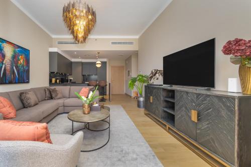 Shared lounge/TV area, Port de la Mer Luxury Sleeps 4Person near Bungalo34