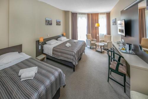 Corvin Hotel Budapest Corvin Wing - image 2