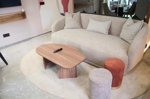 Modern F2 Duplex with Terrace & Rooftop Pool - Racine, Casablanca, Casablanca (fotografie 10)