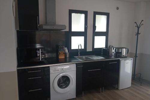 Comfortable house near downtown near Pharmacie de Richter