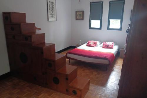 Comfortable house near downtown near Pharmacie de Richter