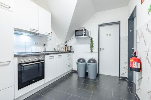 Lejlighed i Oyten på 302 m². Soveværelser: 19. Private badeværelser: 6. (MK Hostel Oyten) in Oyten